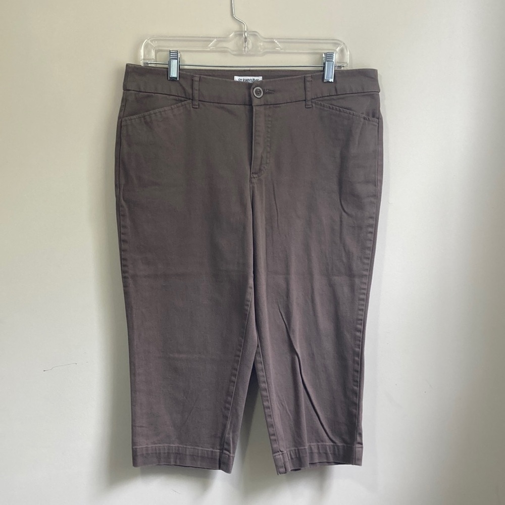 St. John’s Bay Women’s Capri Pants Size 12